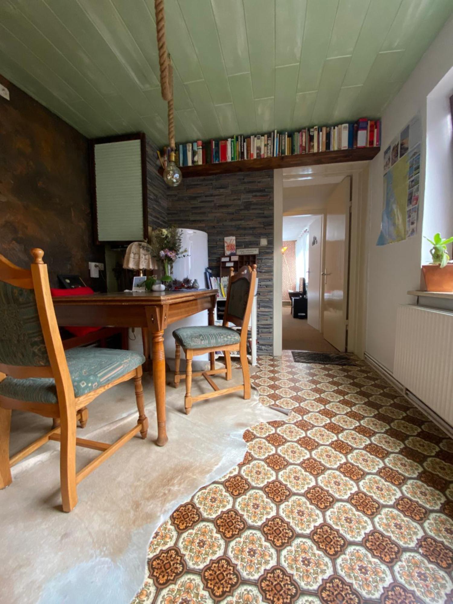 Privartzimmer 'Ausfahrt Freihalten' Husum  Exteriör bild